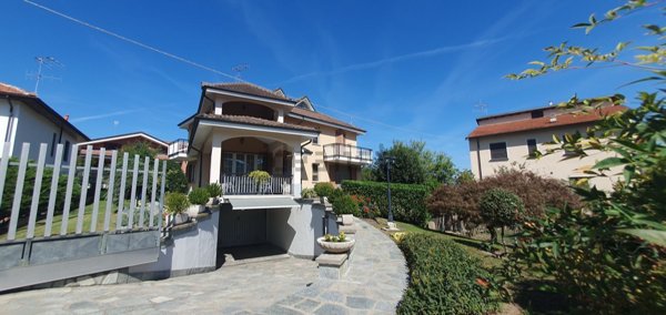 casa indipendente in vendita a Gassino Torinese