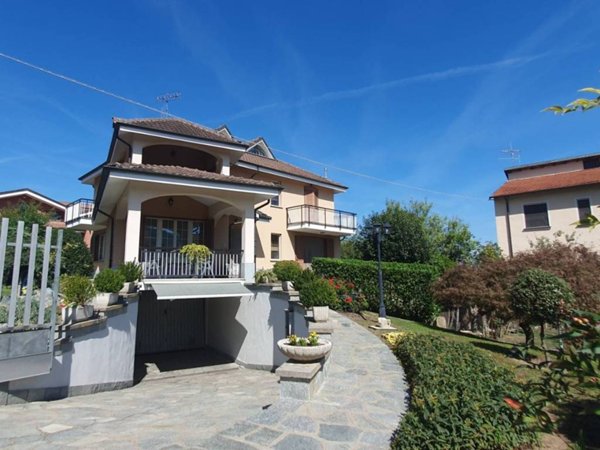 casa indipendente in vendita a Gassino Torinese