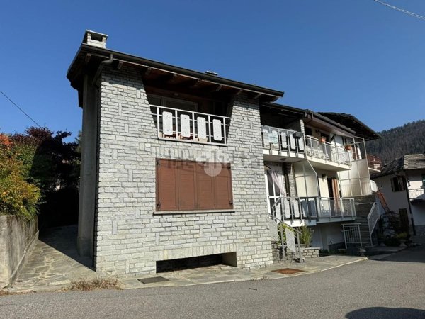 casa indipendente in vendita a Germagnano