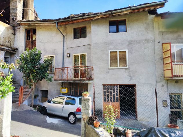 casa indipendente in vendita a Giaglione