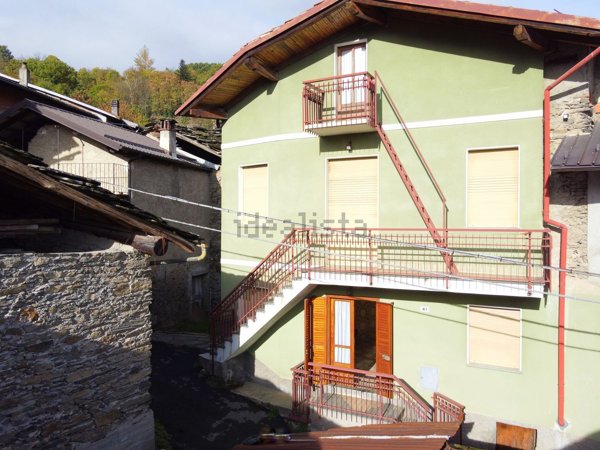 appartamento in vendita a Giaglione