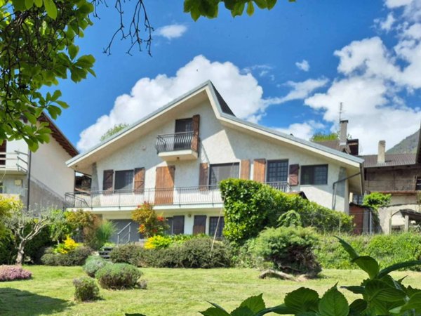 casa indipendente in vendita a Giaglione