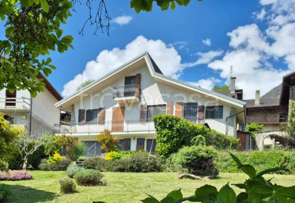 casa indipendente in vendita a Giaglione