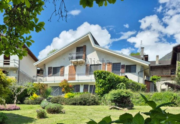 casa indipendente in vendita a Giaglione