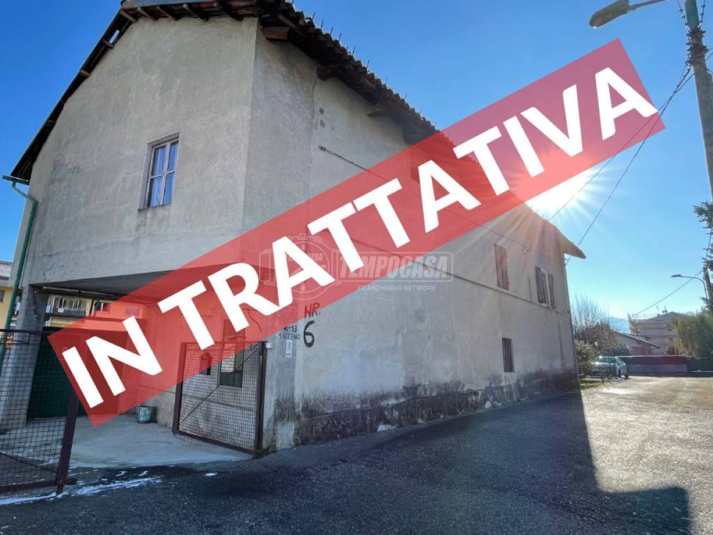 casa indipendente in vendita a Giaveno