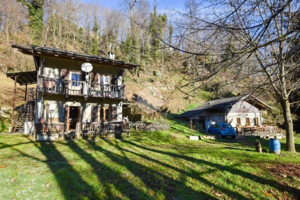 casa indipendente in vendita a Giaveno