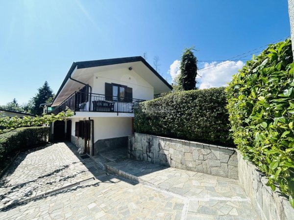 casa indipendente in vendita a Giaveno