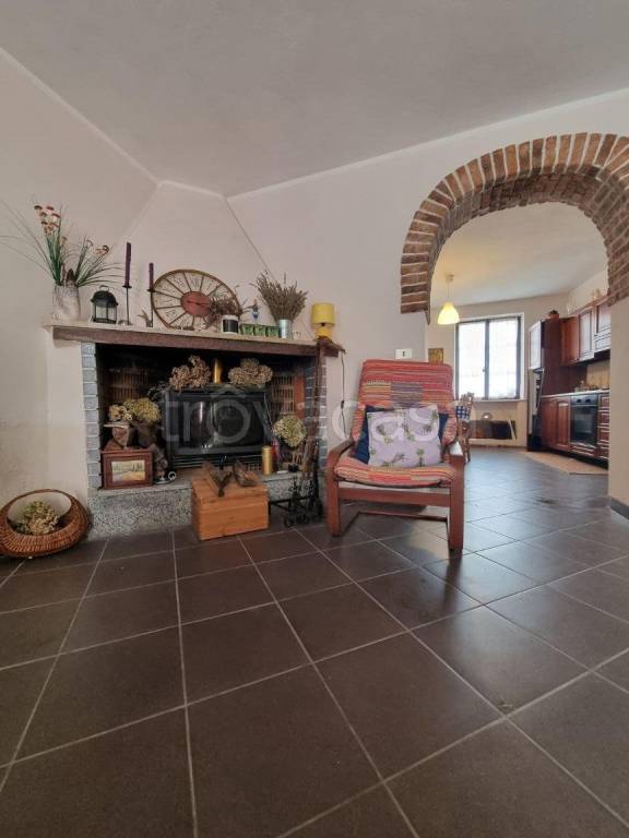 casa indipendente in vendita a Giaveno