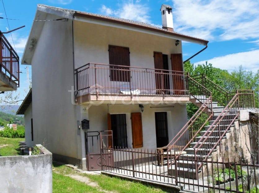 casa indipendente in vendita a Giaveno