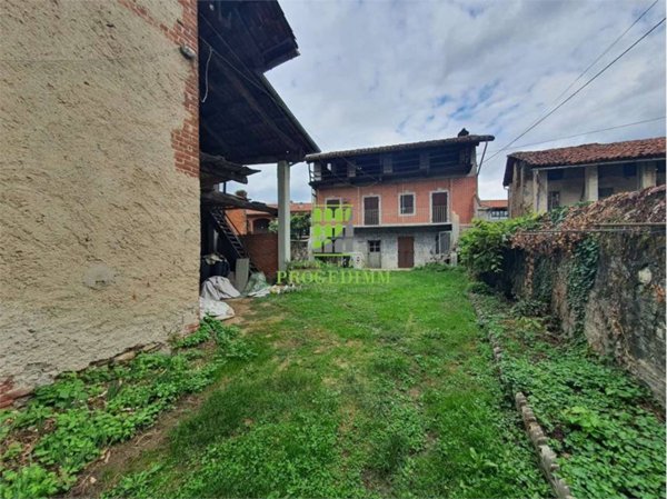 casa indipendente in vendita a Giaveno