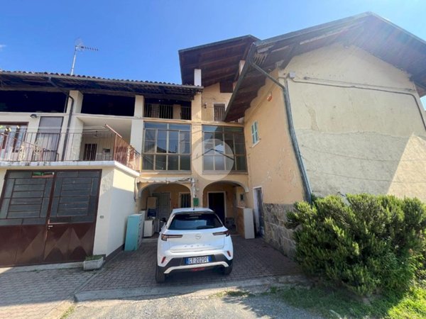casa semindipendente in vendita a Giaveno in zona Ruata Sangone