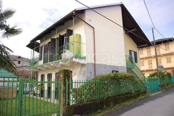 casa indipendente in vendita a Giaveno in zona Pontepietra