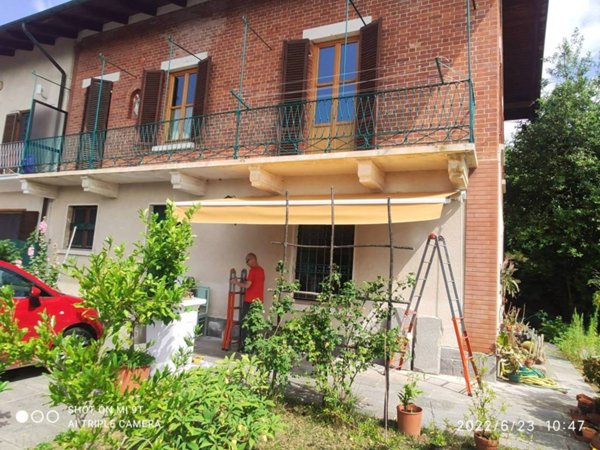 casa indipendente in vendita a Giaveno in zona Villa
