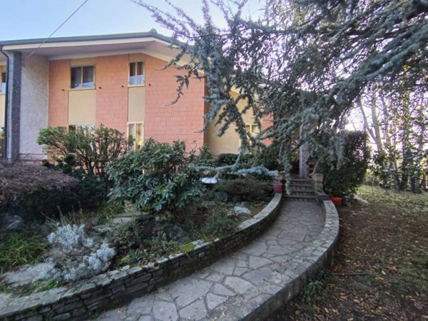 casa indipendente in vendita a Giaveno in zona Villa