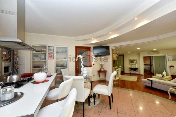 casa indipendente in vendita a Giaveno in zona Villa