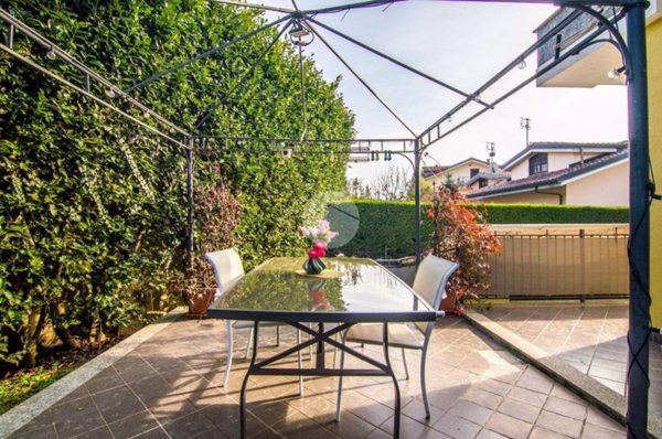 casa indipendente in vendita a Giaveno in zona Villa