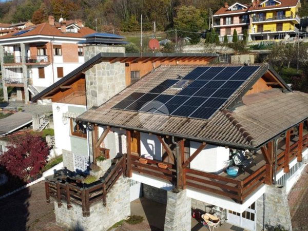 casa indipendente in vendita a Giaveno in zona Villa