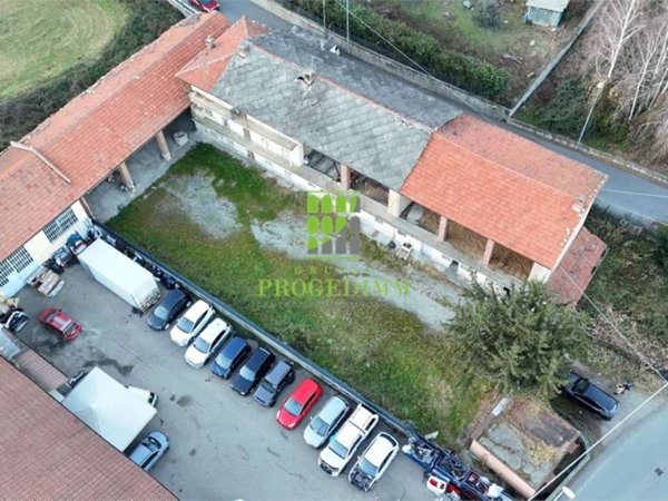 casa indipendente in vendita a Giaveno