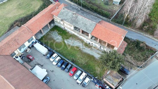 casa indipendente in vendita a Giaveno