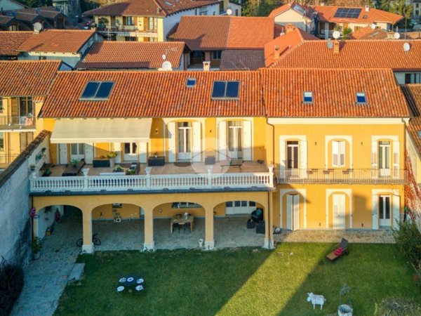 casa indipendente in vendita a Giaveno in zona Villa