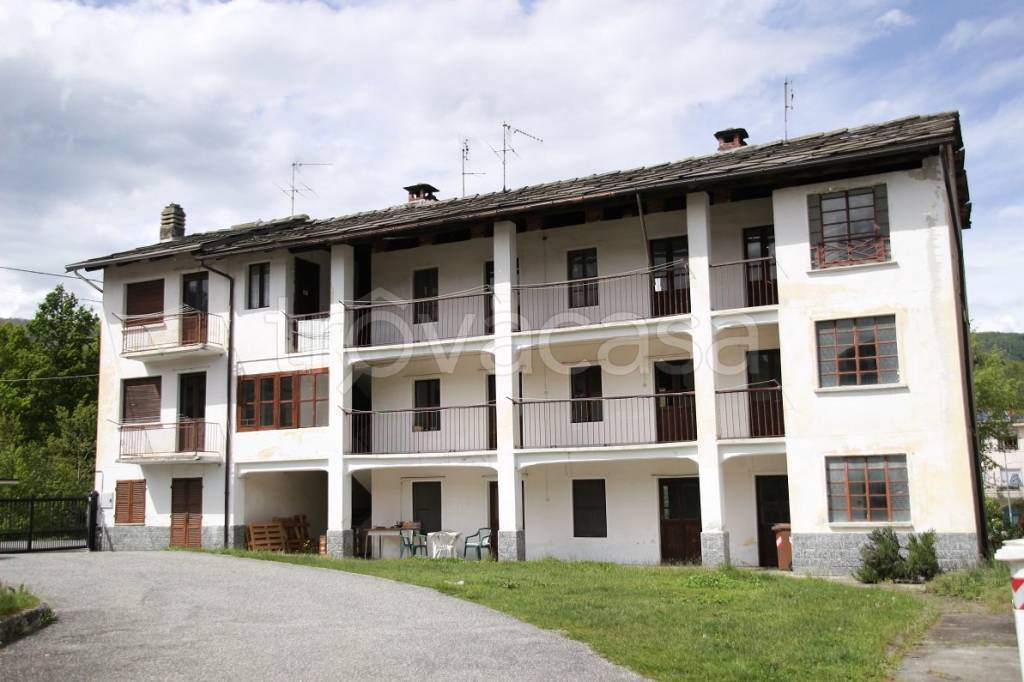 casa indipendente in vendita a Giaveno in zona Pontepietra