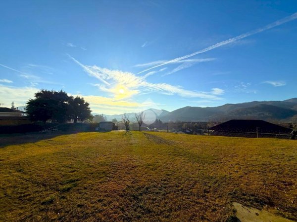 terreno edificabile in vendita a Giaveno