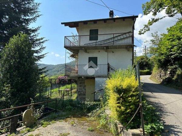 casa indipendente in vendita a Giaveno