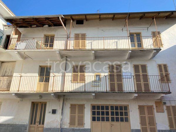 casa indipendente in vendita a Giaveno in zona Selvaggio