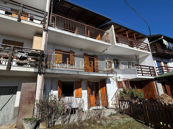 casa indipendente in vendita a Giaveno