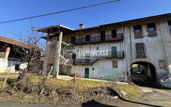 appartamento in vendita a Giaveno
