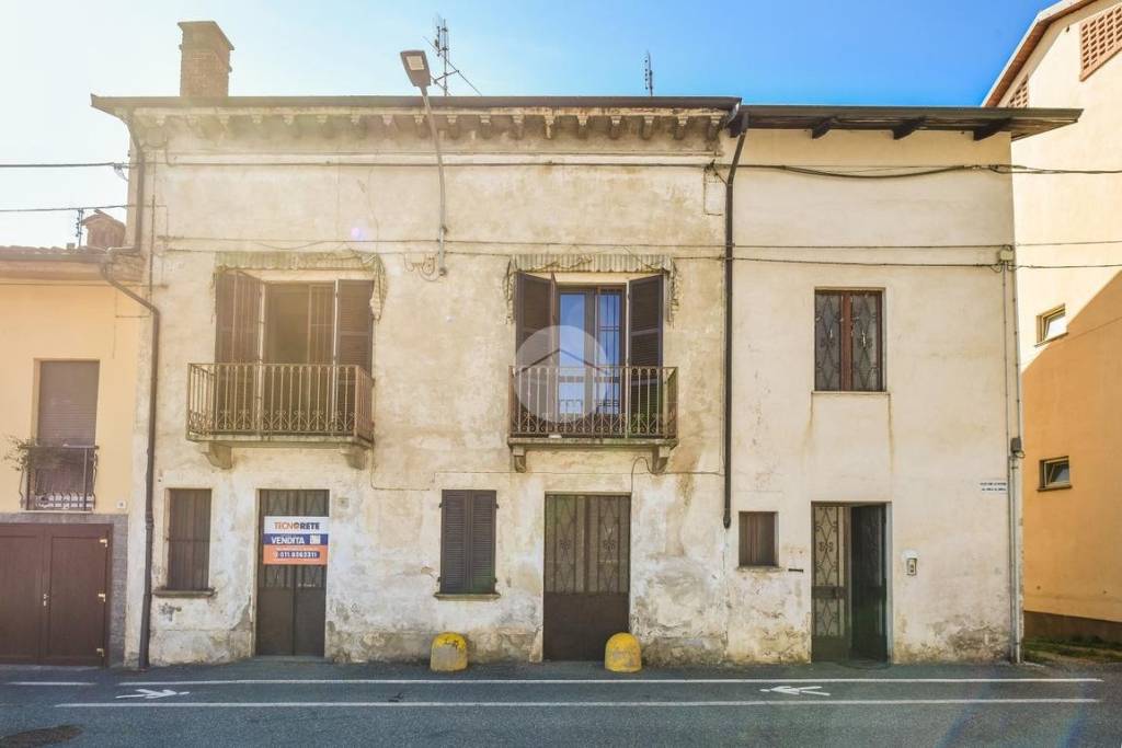 casa semindipendente in vendita a Giaveno