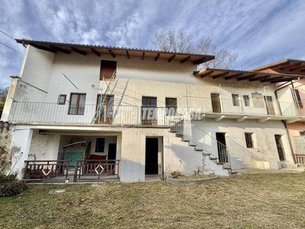 casa indipendente in vendita a Giaveno