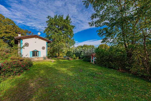 casa indipendente in vendita a Giaveno in zona Villa