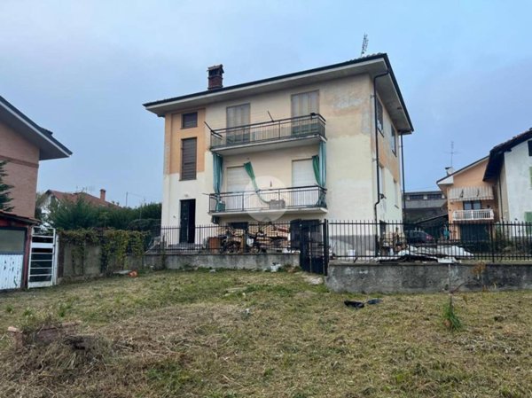 quadrivano in vendita a Giaveno in zona Buffa