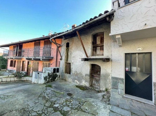 appartamento in vendita a Giaveno in zona Sala