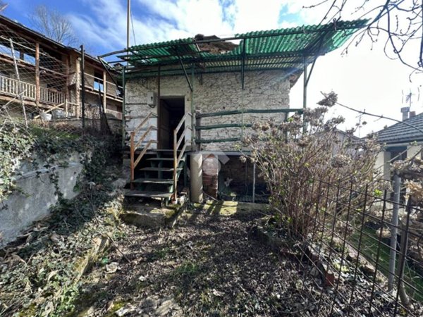 casa semindipendente in vendita a Giaveno in zona Maddalena