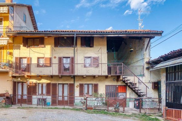 casa semindipendente in vendita a Giaveno in zona Buffa