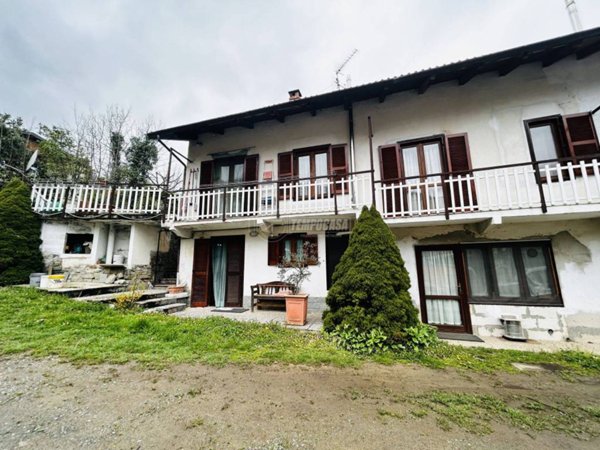 casa indipendente in vendita a Giaveno