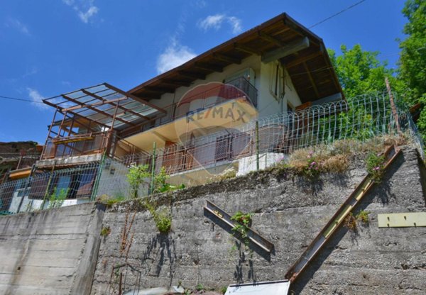 casa indipendente in vendita a Giaveno in zona Chiarmetta
