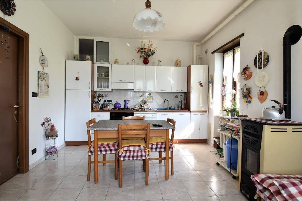 appartamento in vendita a Giaveno