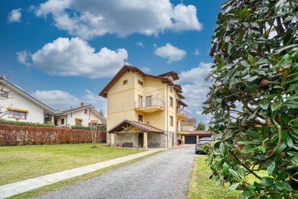 appartamento in vendita a Giaveno in zona Villa