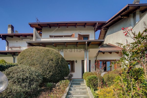 casa indipendente in vendita a Giaveno