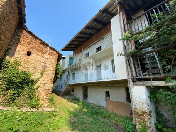 casa indipendente in vendita a Giaveno in zona Chiarmetta