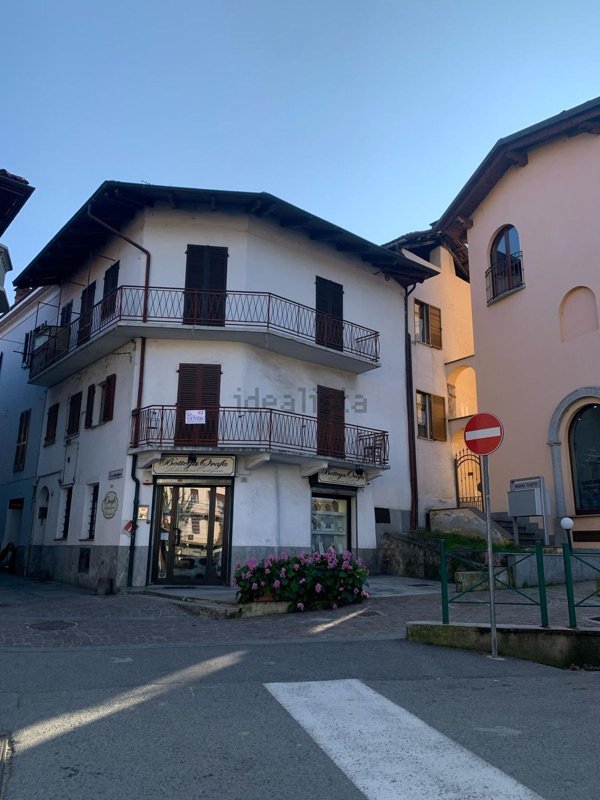 casa indipendente in vendita a Giaveno
