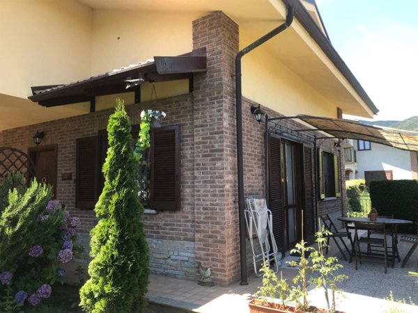 casa indipendente in vendita a Giaveno in zona Buffa