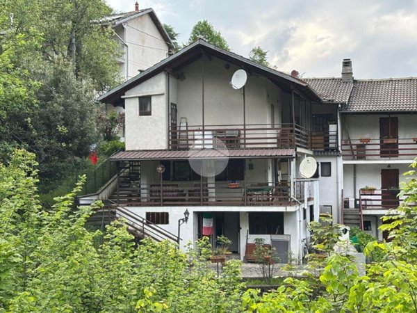 casa indipendente in vendita a Giaveno