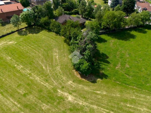 terreno edificabile in vendita a Giaveno