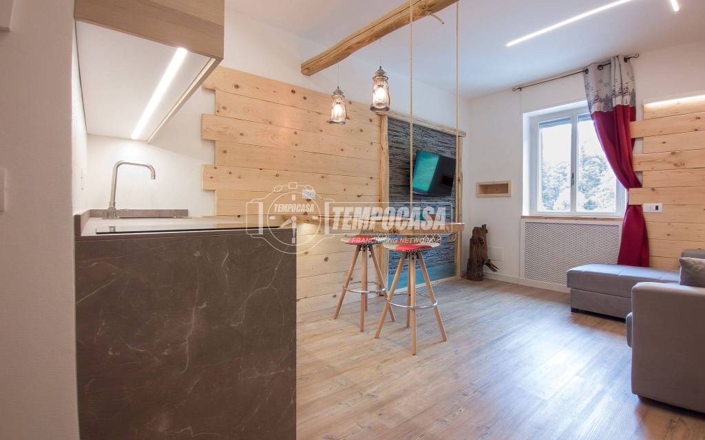 ufficio in vendita a Giaveno in zona Alpe Colombino