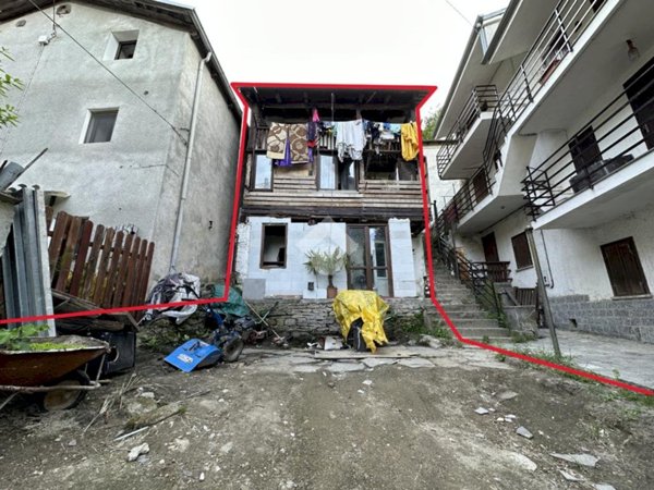 casa semindipendente in vendita a Giaveno
