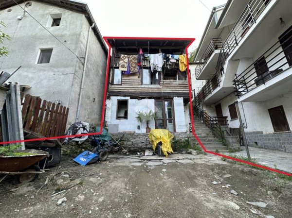 casa semindipendente in vendita a Giaveno